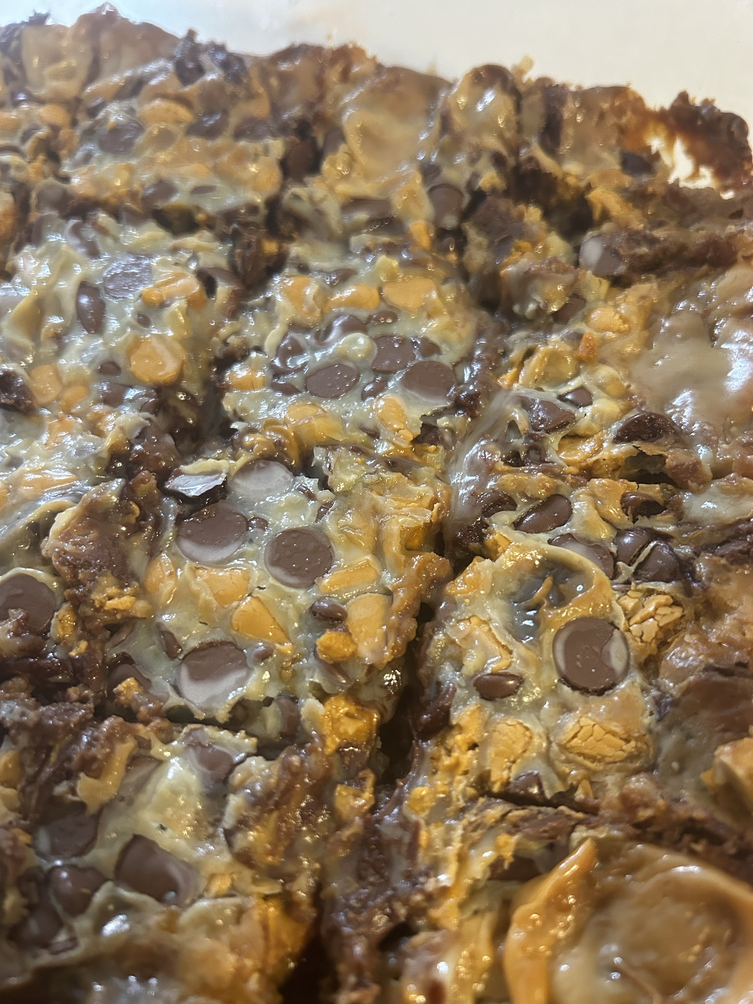 Easy S’mores Cookie Bars (No Campfire Required!)