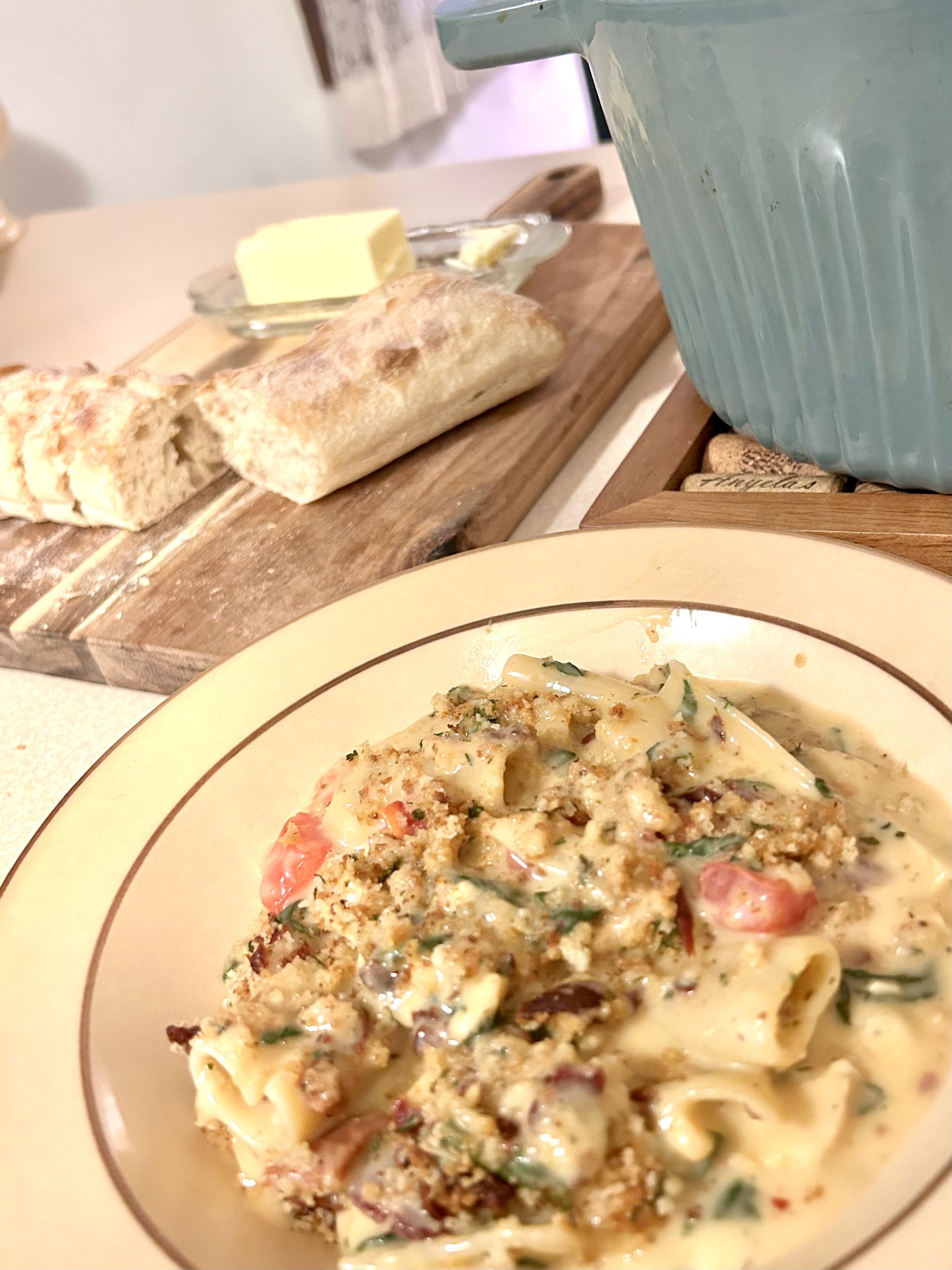 Creamy One Pot Turkey Club Pasta (Just Like Your Favorite Sandwich)